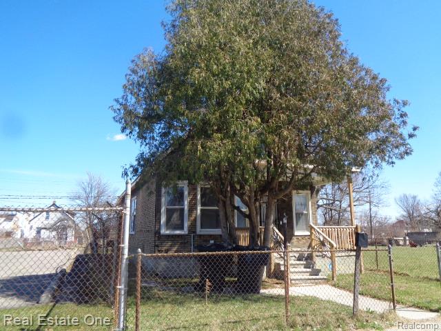 5468 Holcomb Street, Detroit, MI 48213 — Photo 2