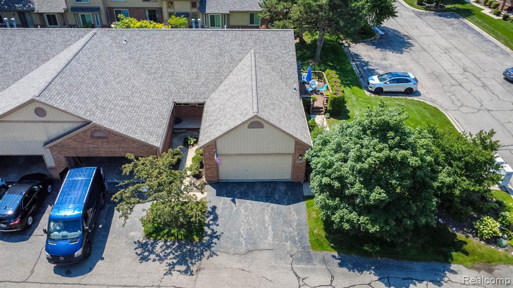 46910 Country Lane, 12, Macomb, MI 48044 — Photo 10