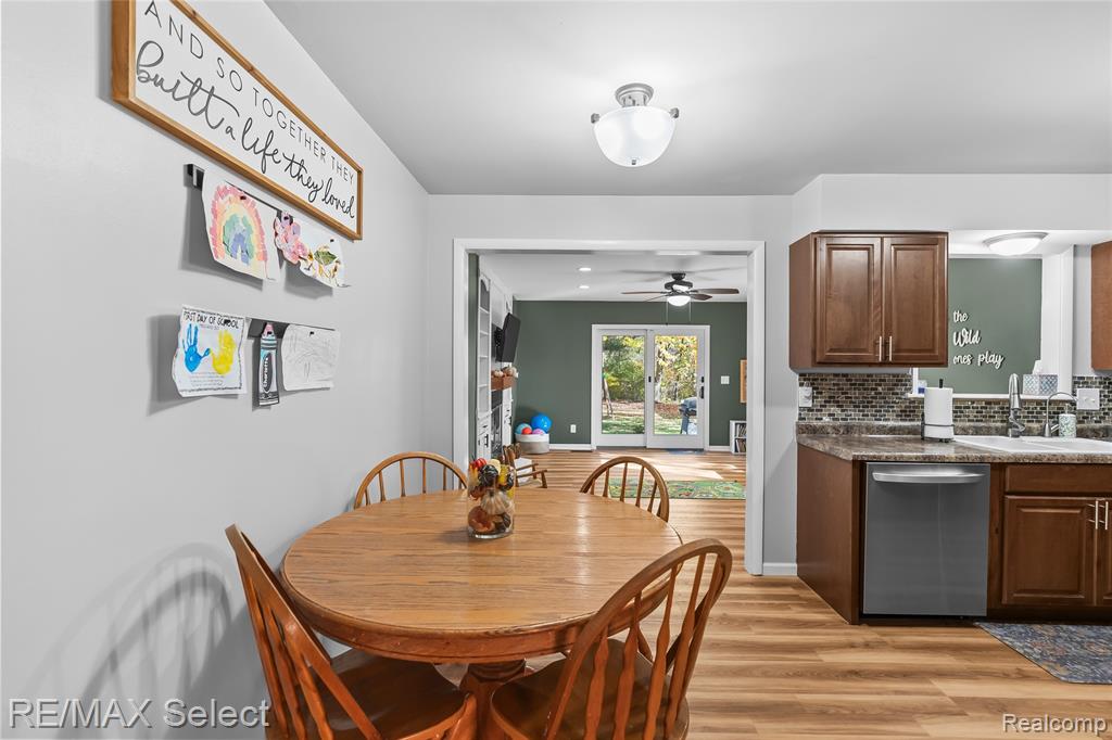 4327 S Dye Road, Swartz Creek, MI 48473 — Photo 14
