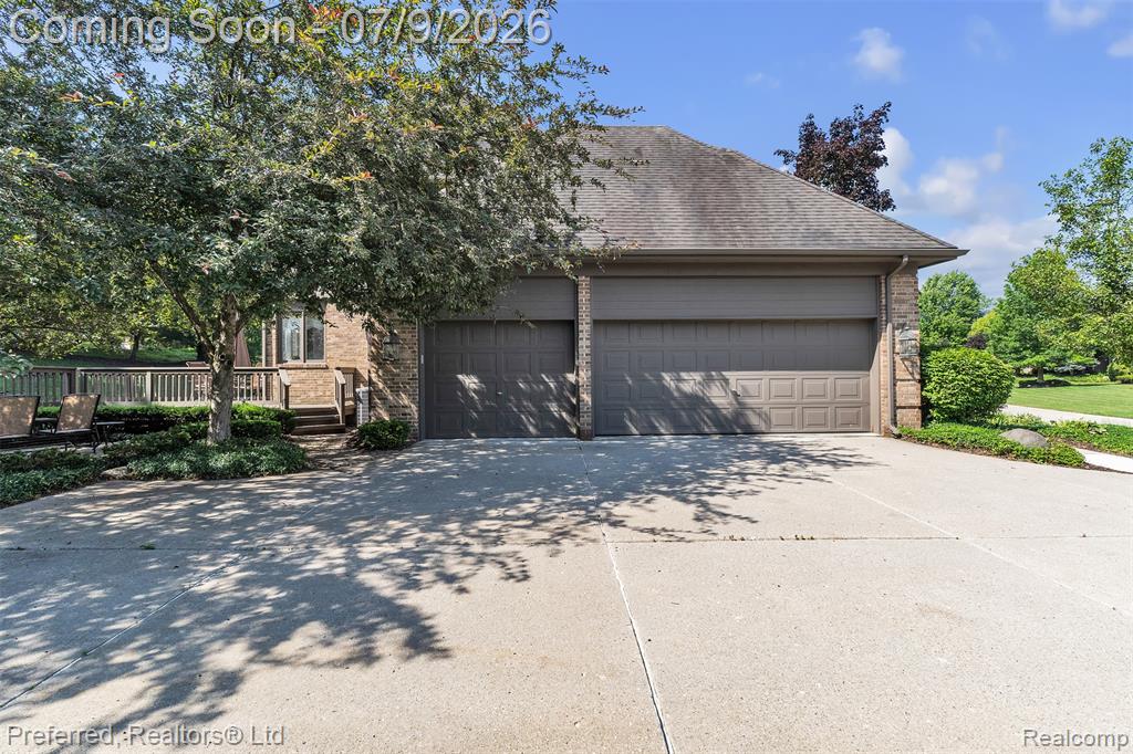 17649 Rolling Woods Circle, Northville, MI 48168 — Photo 63