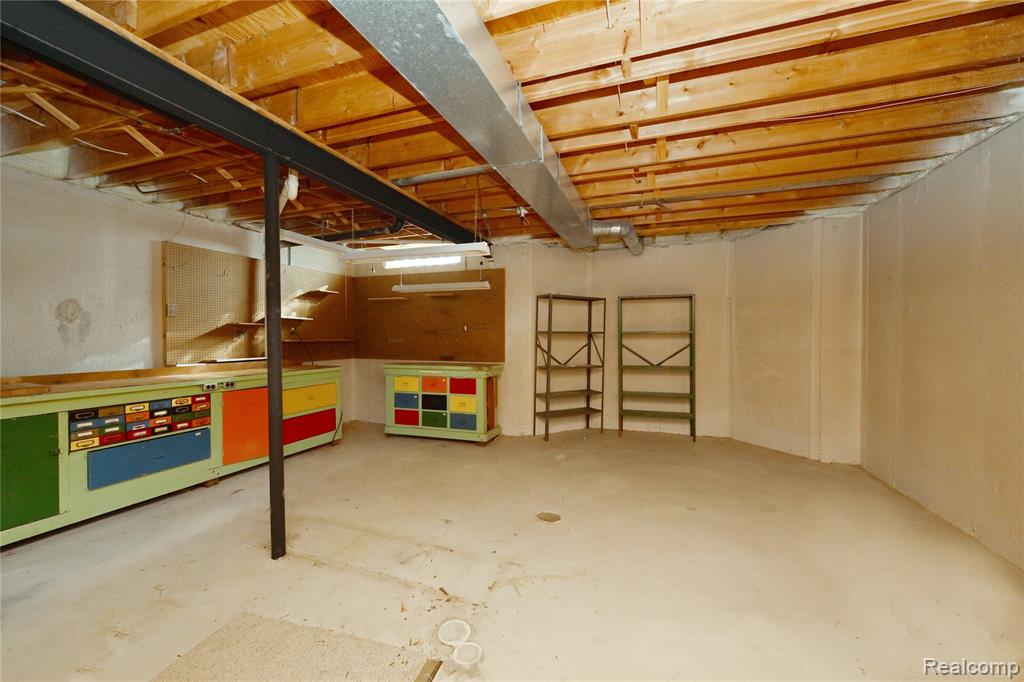 22080 Orchard Way, 37, Beverly Hills, MI 48025 — Photo 35
