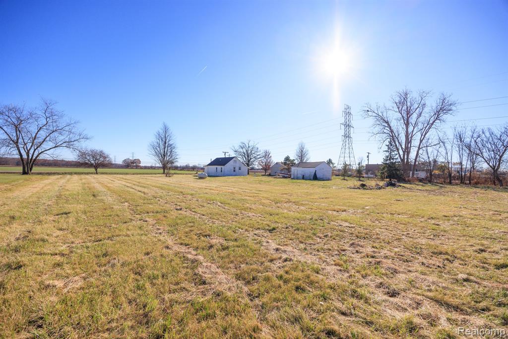 63575 North Avenue, Ray, MI — Photo 23