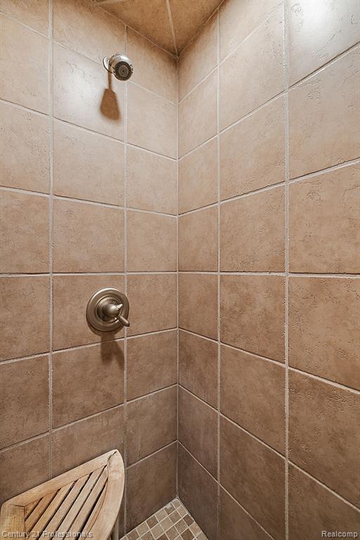 9916 King Road, Davisburg, MI 48350 — Photo 57