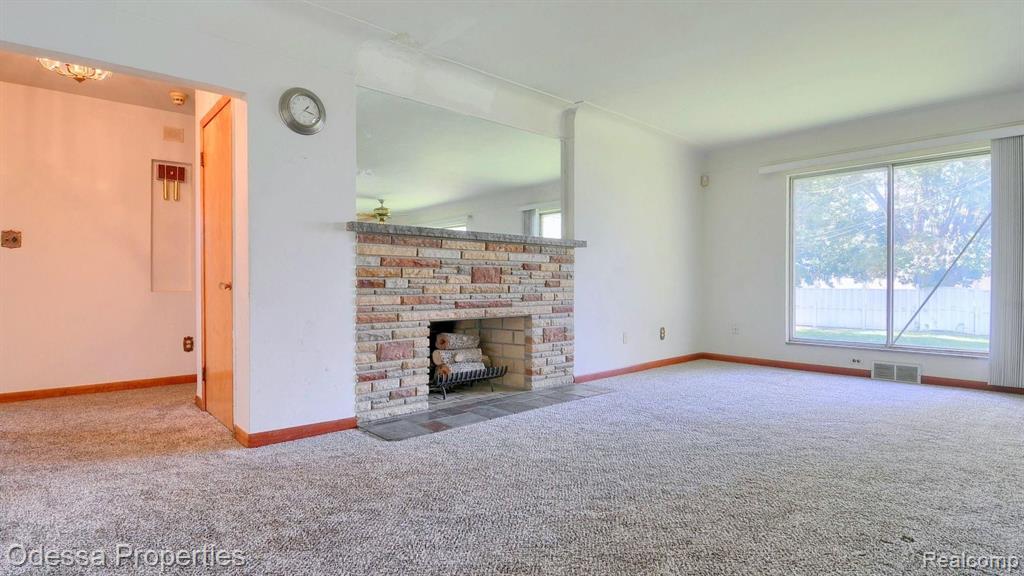 42431 MOUND Road, Sterling Heights, MI 48314 — Photo 12
