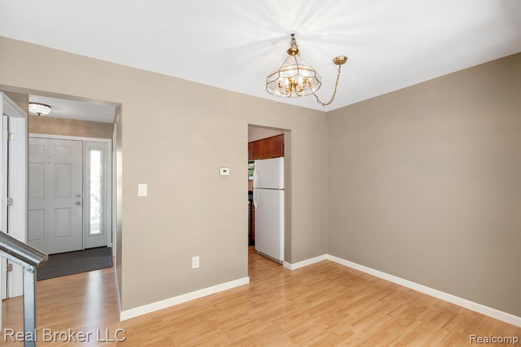 1448 BRENTWOOD Drive, Troy, MI 48098 — Photo 9