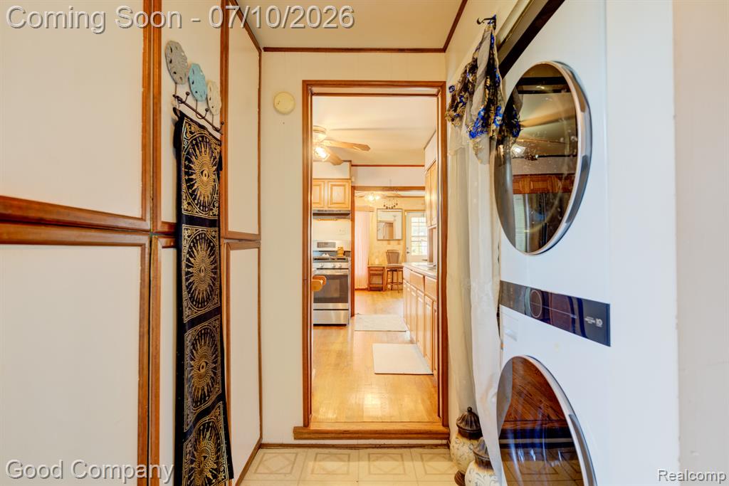 520 E Hudson Avenue, Madison Heights, MI 48071 — Photo 13
