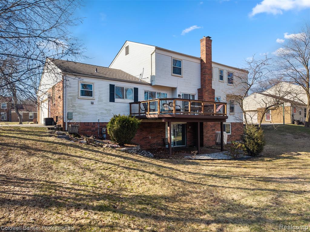 4347 Apple Valley Lane, West Bloomfield, MI 48323 — Photo 52