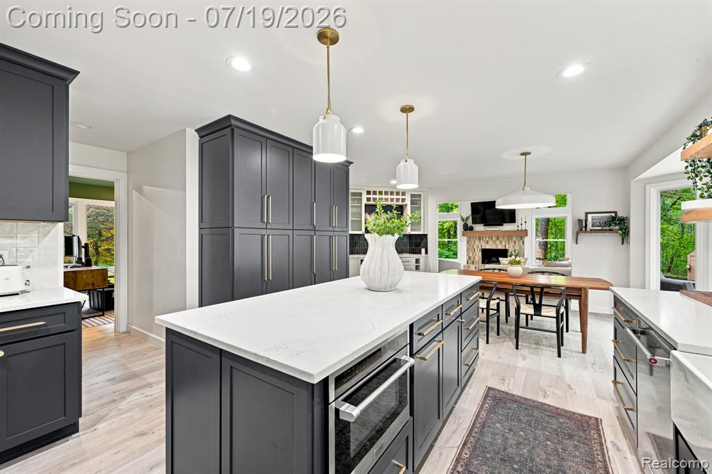 576 Indian Trail, Lake Orion, MI 48362 — Photo 11