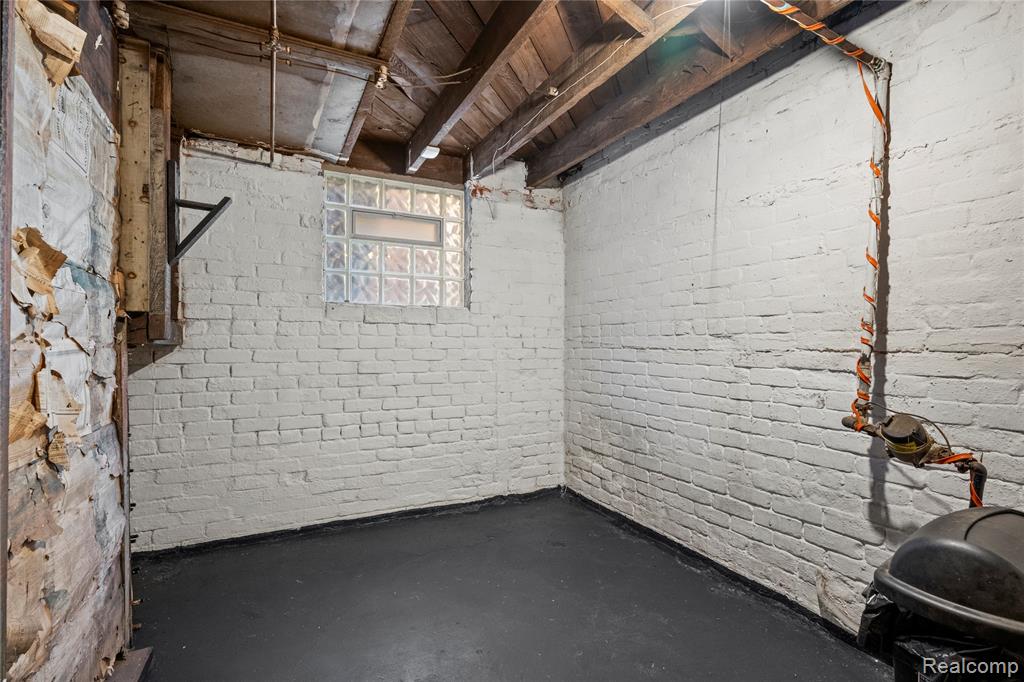 535 Woodland Street, Detroit, MI 48202 — Photo 42