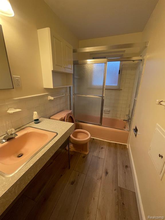 6585 FENTON Street, Dearborn Heights, MI 48127 — Photo 9