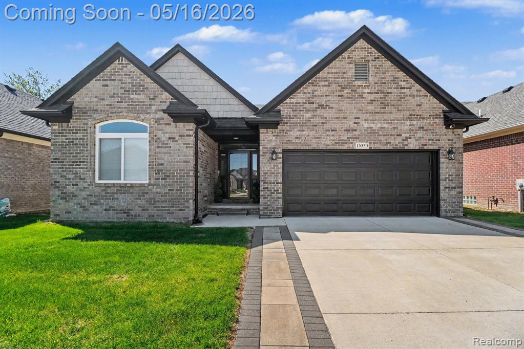 15330 Eton Pointe Drive, Clinton Twp, MI 48035 — Photo 2