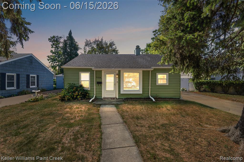608 E Windemere Avenue, Royal Oak, MI 48073 — front exterior