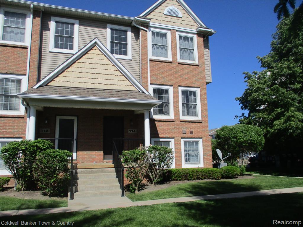 714 Eagle Drive, Fenton, MI 48430 — Photo 29