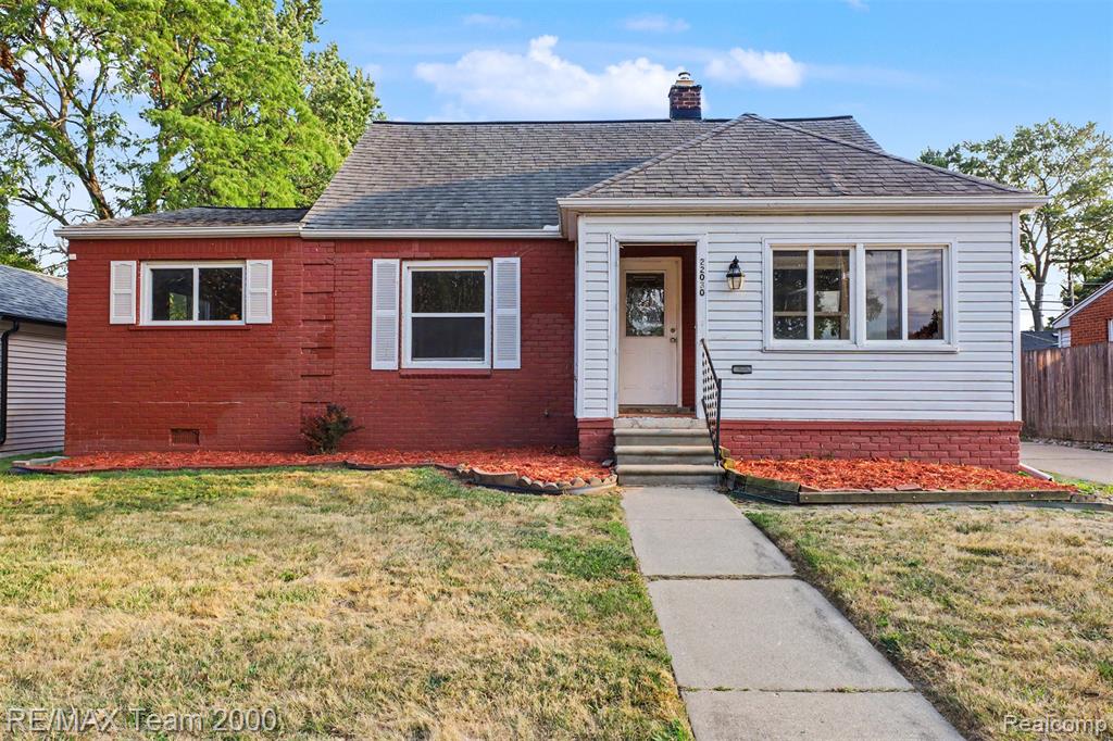 22030 Harper Lake Avenue, Saint Clair Shores, MI 48080