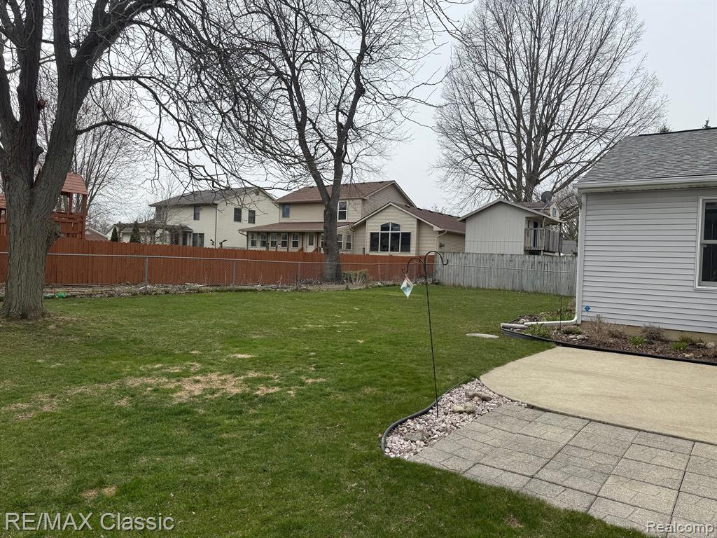 5855 Caleta Drive, Lansing, MI 48911 — Photo 40