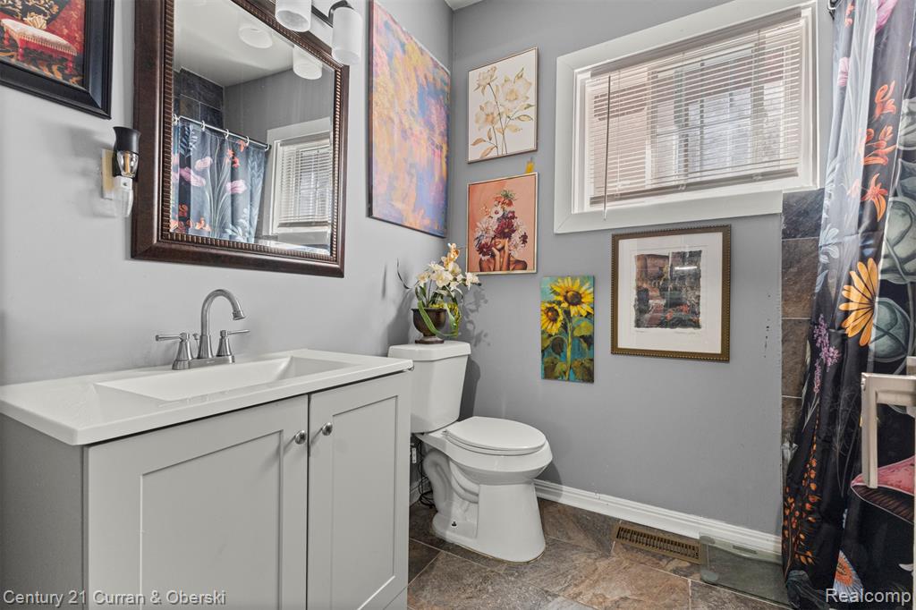 8438 Dexter Avenue, Detroit, MI 48206 — Photo 16