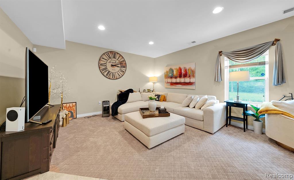 1475 St James Boulevard, Ann Arbor, MI 48108 — Photo 31