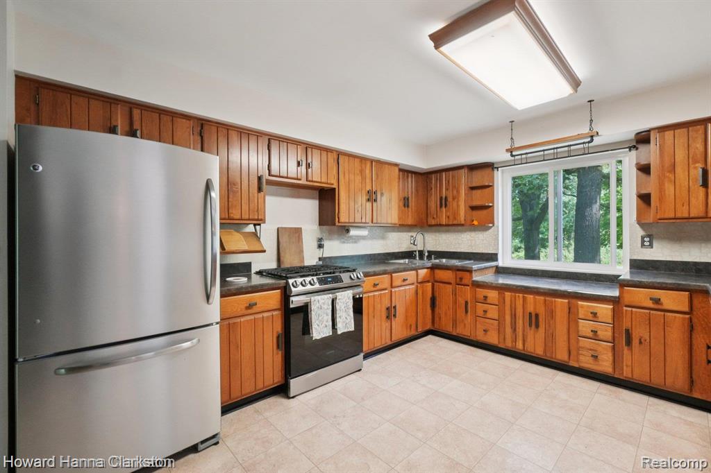 4067 Slattery Road, North Branch, MI 48461 — Photo 8