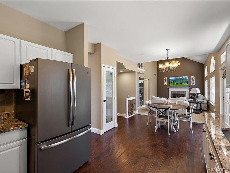 4884 Georgetown Drive, Rochester, MI 48306 — Photo 25