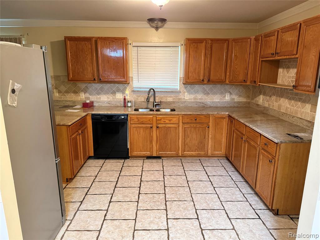 44994 Sondra Drive, Belleville, MI 48111 — Photo 82