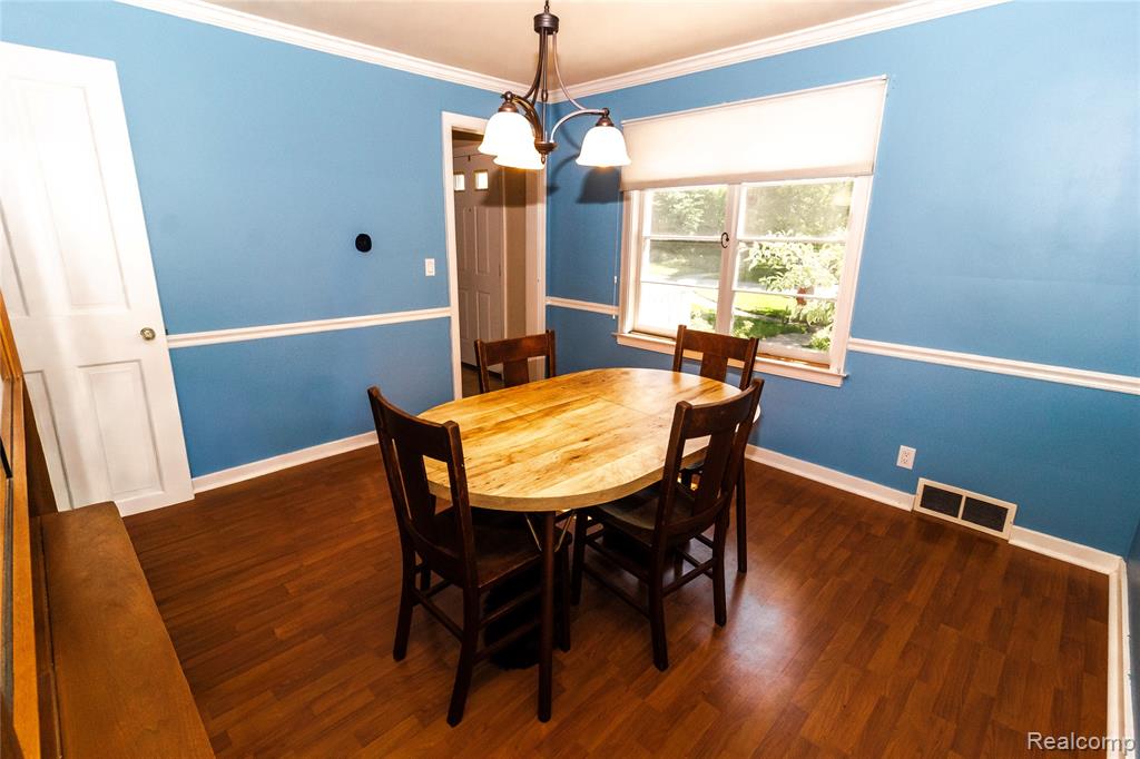 30 Brown Court, Midland, MI 48640 — Photo 8