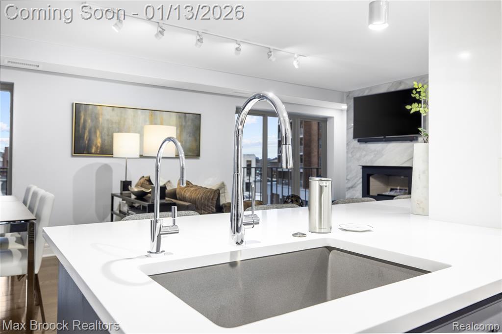 411 S Old Woodward Avenue, 611, Birmingham, MI 48009 — Photo 15