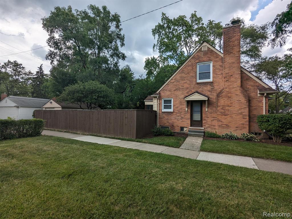4418 S VERONA Circle, Royal Oak, MI 48073 — Photo 4