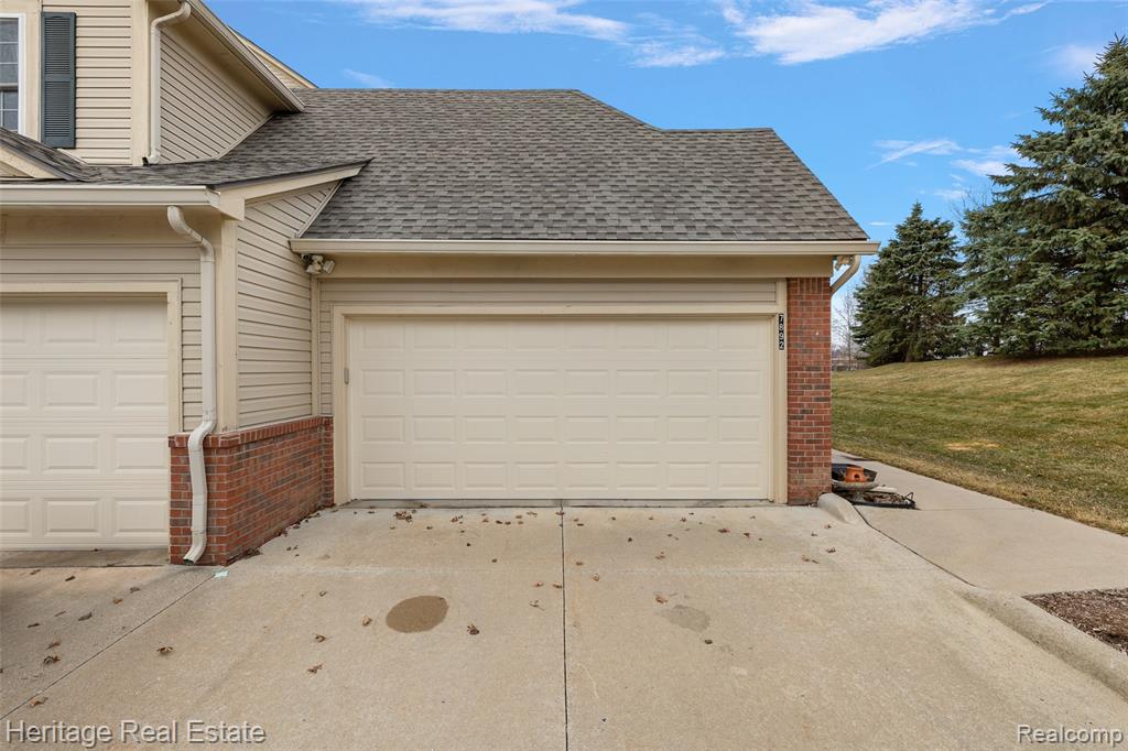 7892 Marie Drive, Utica, MI 48316 — Photo 24