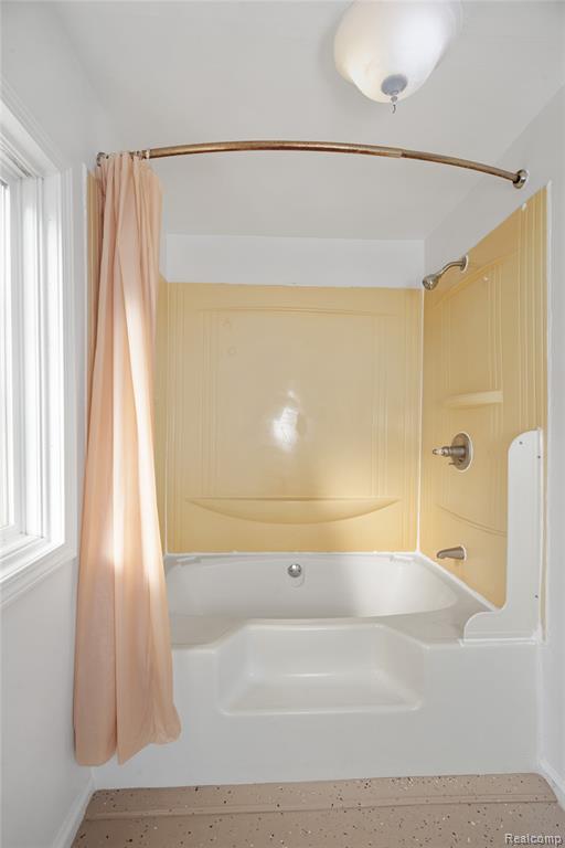 825 Smith Street, Monroe, MI 48161 — Photo 20