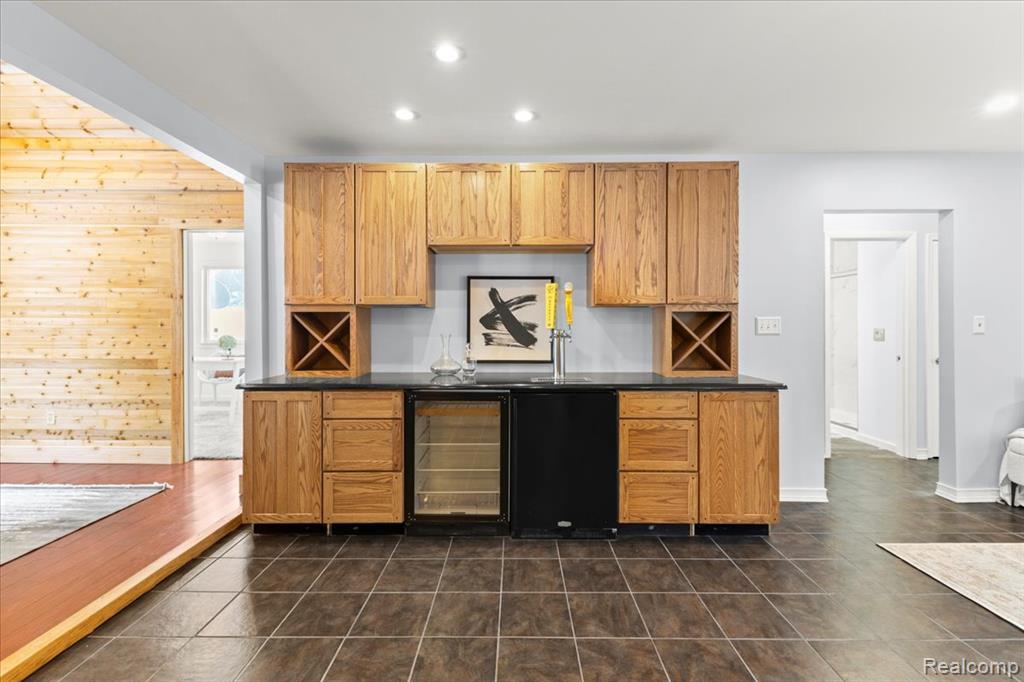 9240 Allen Road, Clarkston, MI 48348 — Photo 23