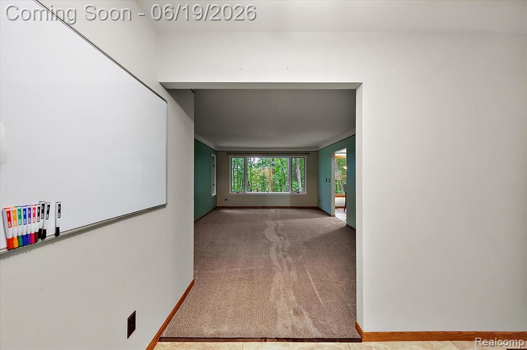 670 Rolling Acres Drive, Ortonville, MI 48462 — Photo 7
