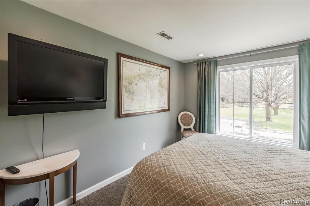 8650 KNOX Road, Clarkston, MI 48348 — Photo 33