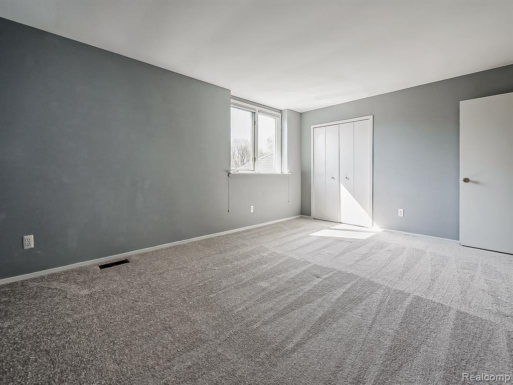 878 River Bend Drive, Rochester Hills, MI 48307 — Photo 24