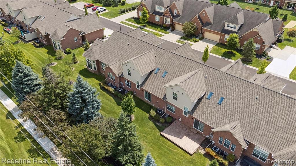 48526 Eastbridge Drive, Canton, MI 48188 — Photo 37