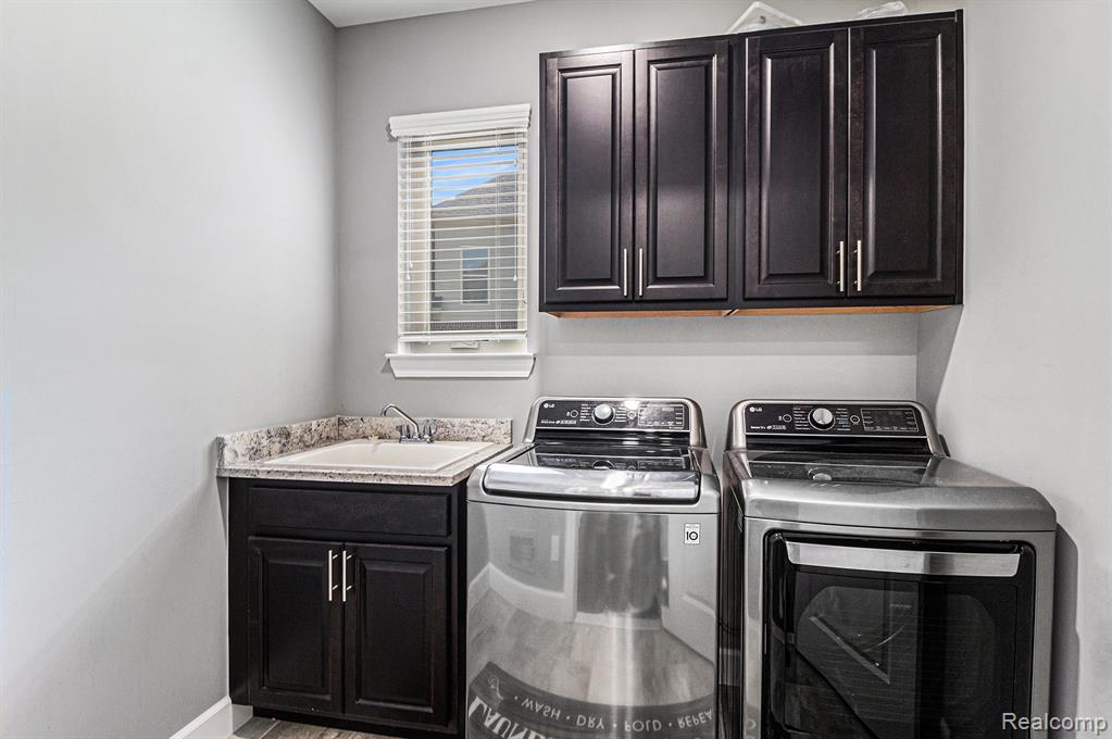 47541 Villa Terrace Court, Novi, MI — Photo 22