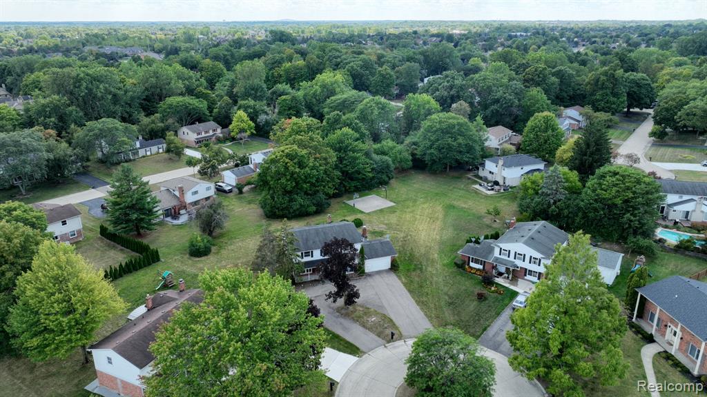 4185 Pinehurst Court, West Bloomfield, MI — Photo 67