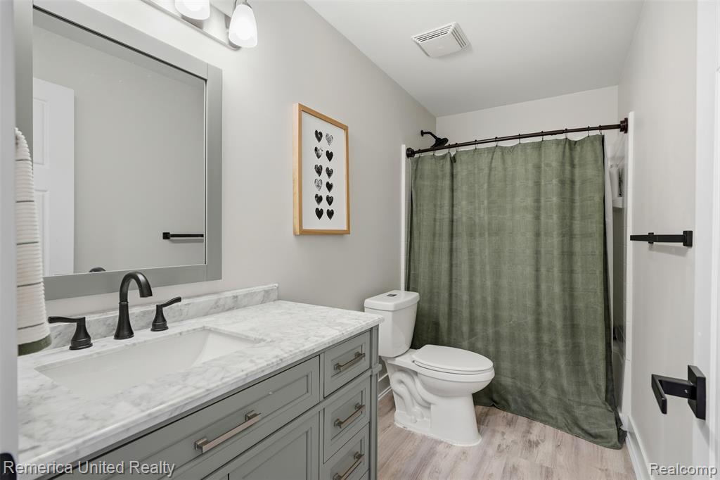 613 Chrystal Downs Court, Brighton, MI 48114 — Photo 40