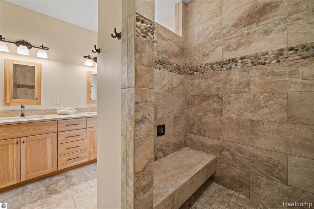 4805 E Shore Drive NE, Kalkaska, MI 49646 — Photo 22