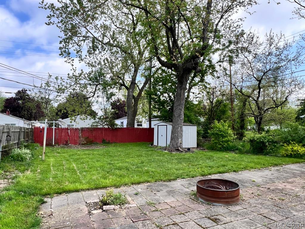 462 PEARSALL Avenue, Pontiac, MI 48341 — Photo 21