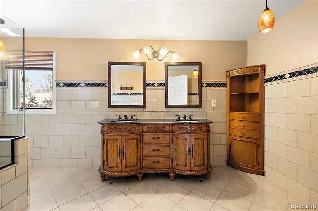 2291 Red Maple Drive, Troy, MI 48098 — Photo 43