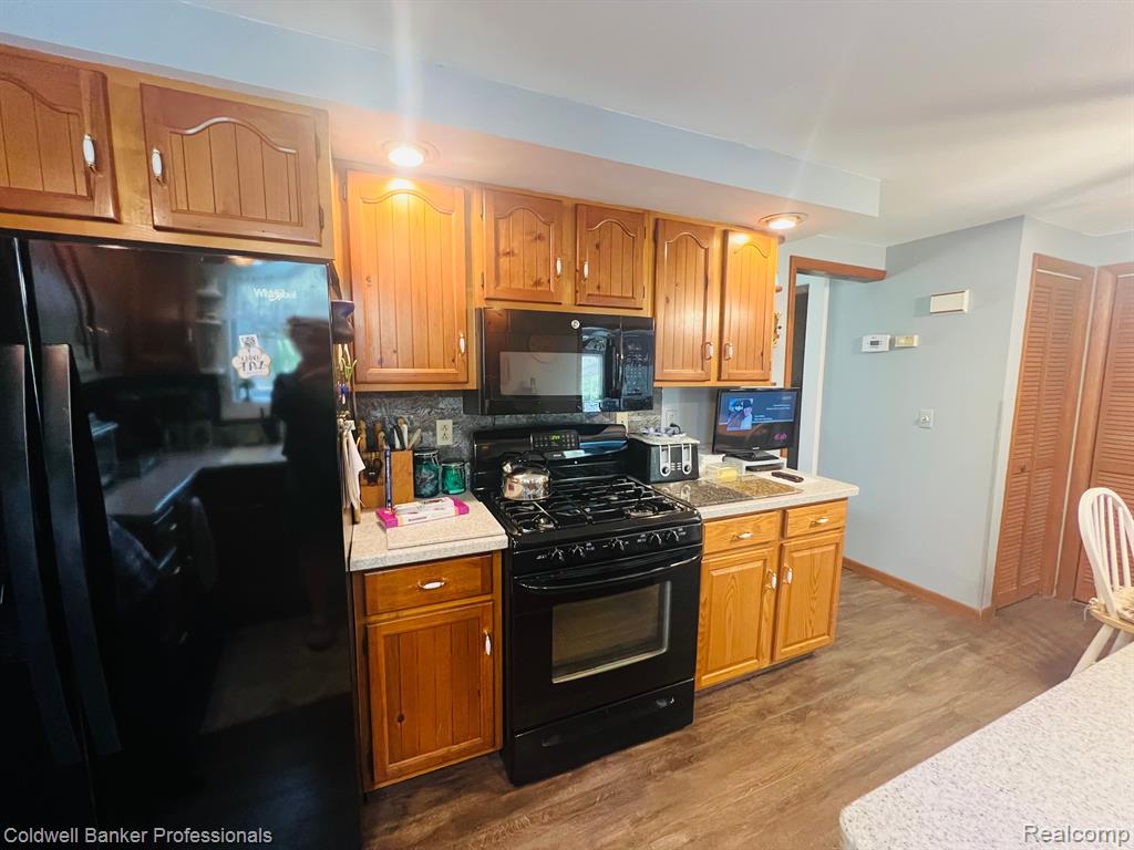 6125 JEFFERSON Road, North Branch, MI 48461 — Photo 23