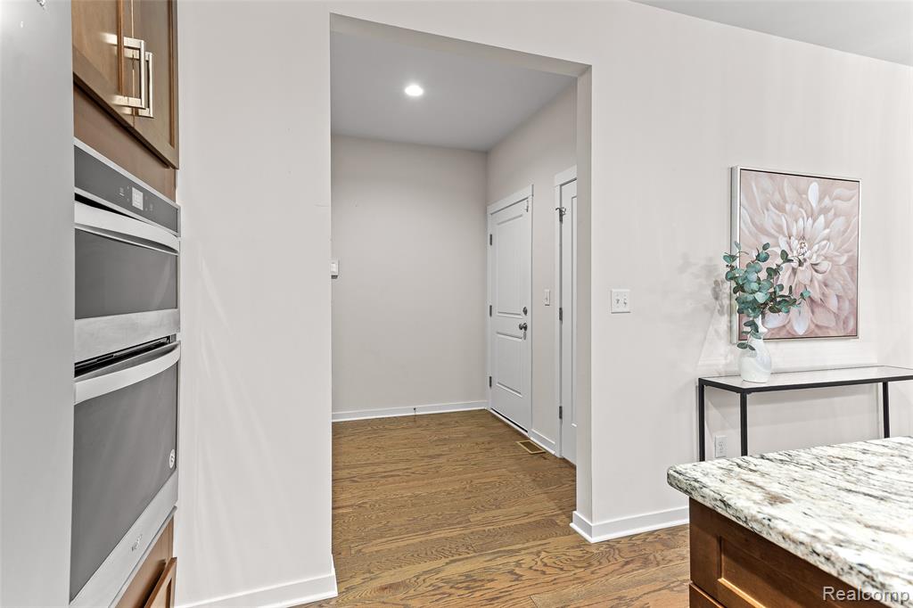 6409 S Trailwoods Drive, Ann Arbor, MI 48103 — Photo 16