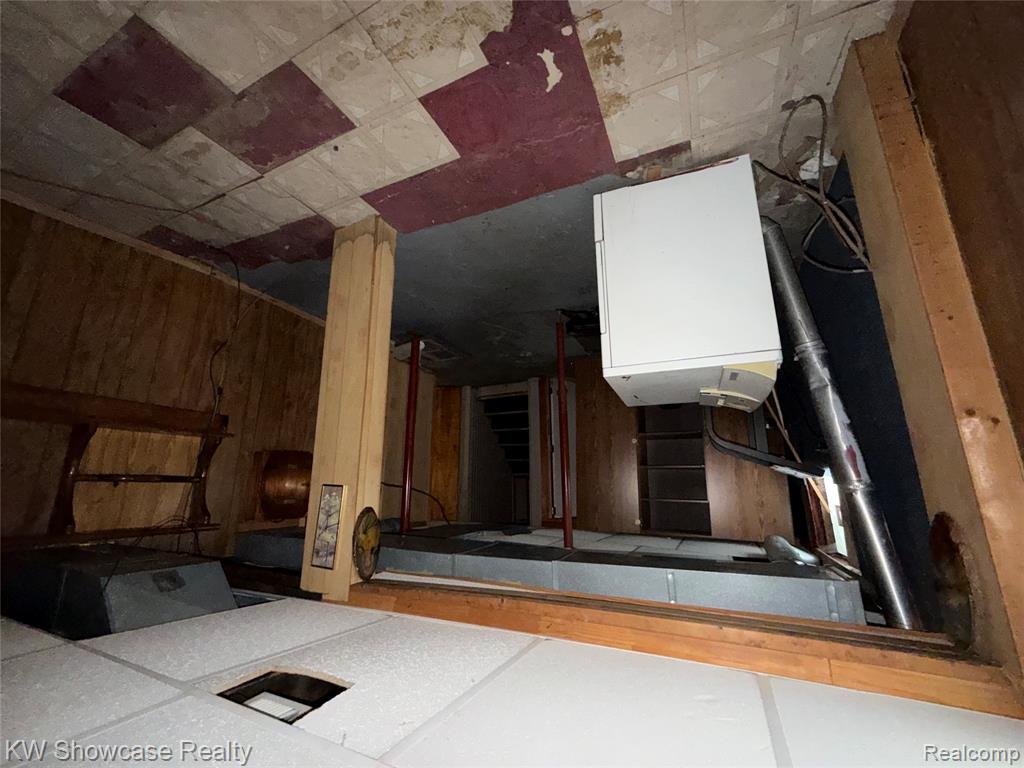 24 S Roselawn Street, Pontiac, MI 48342 — Photo 28
