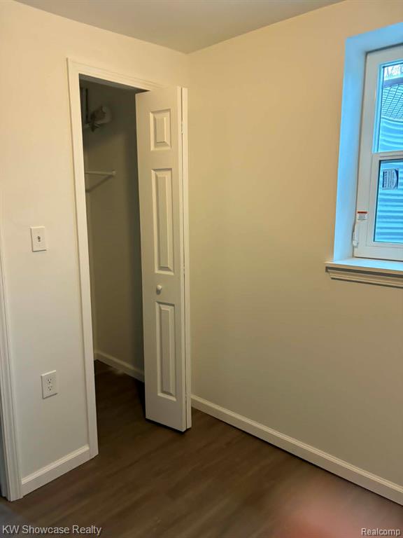 22 Augusta Avenue, Pontiac, MI 48341 — Photo 11