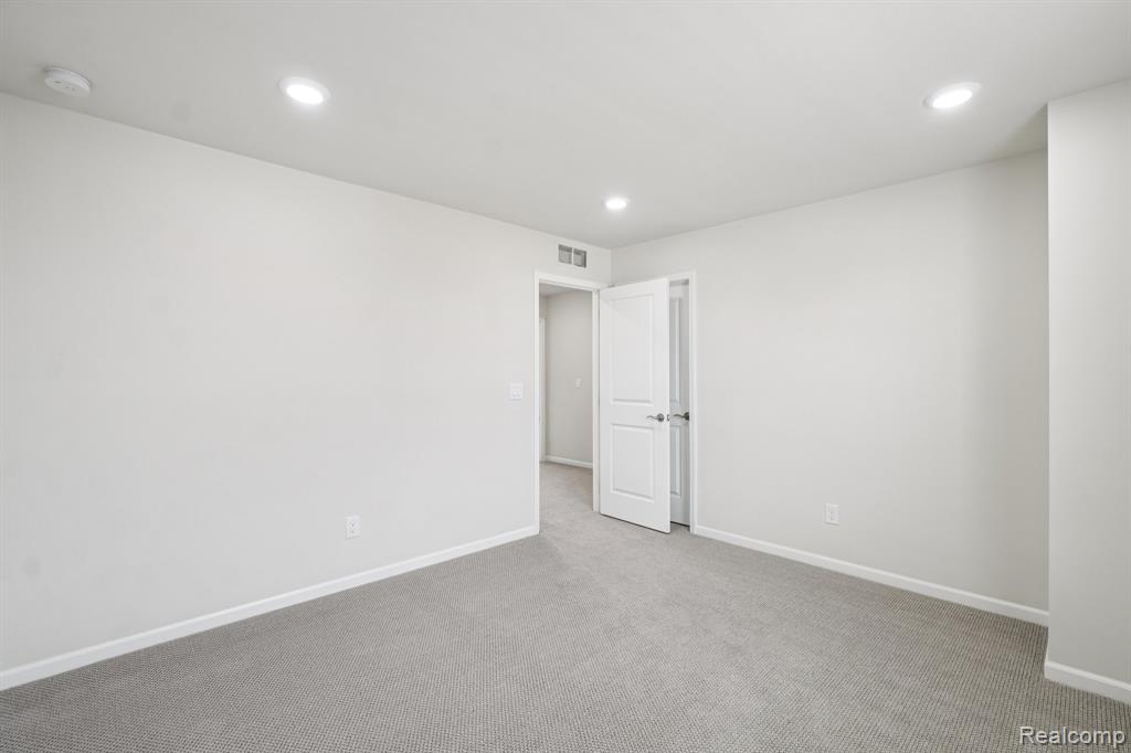 22820 Martin Road, South Lyon, MI 48178 — Photo 52