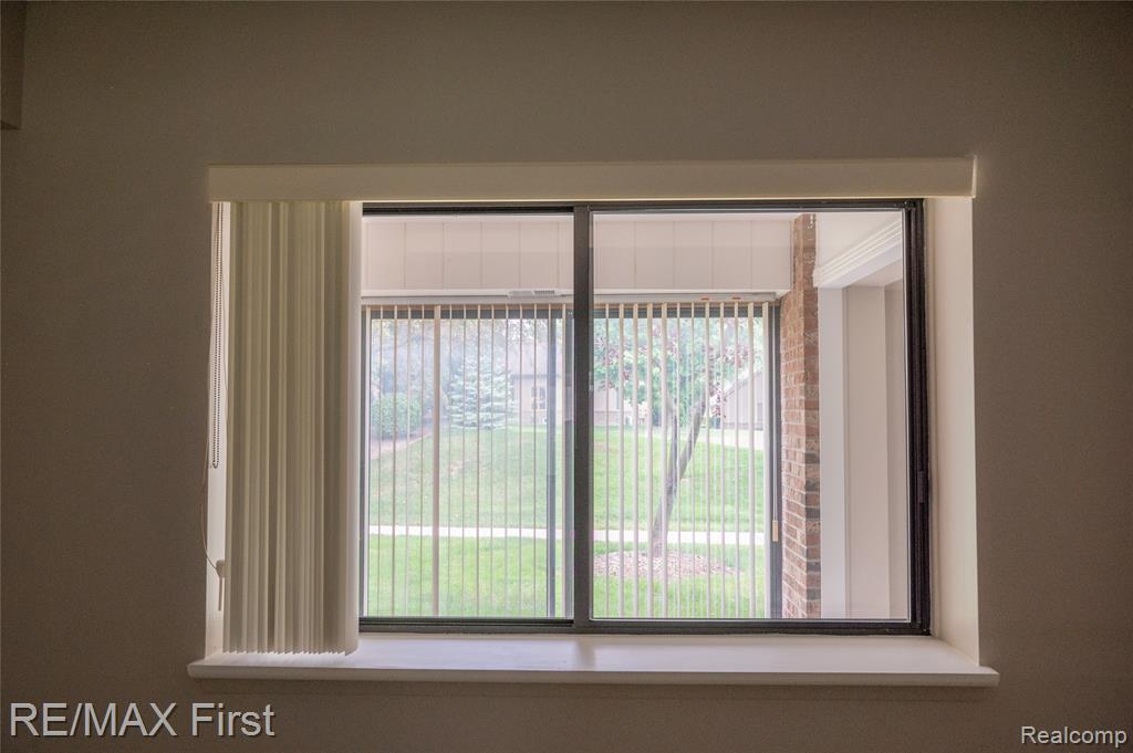 17865 University Park Drive, Livonia, MI 48152 — Photo 54