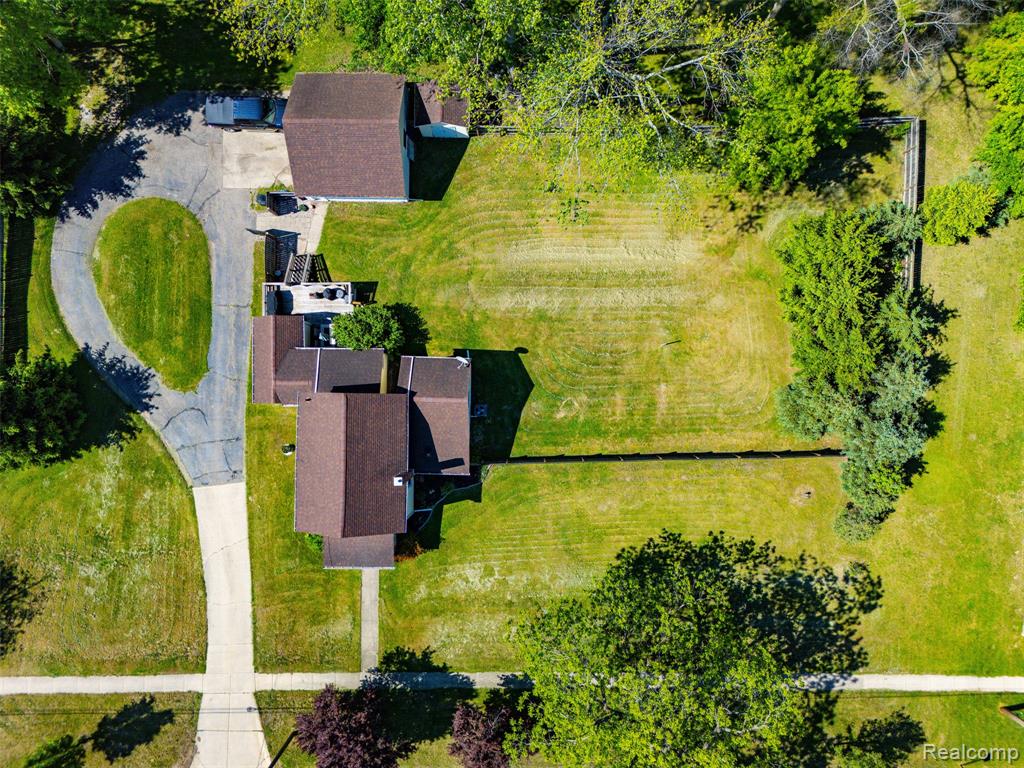 638 E Michigan Avenue, Grass Lake, MI 49240 — Photo 33