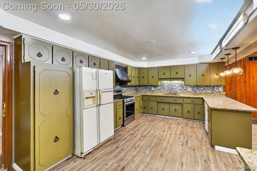 28013 Roan Drive, Warren, MI 48093 — Photo 11