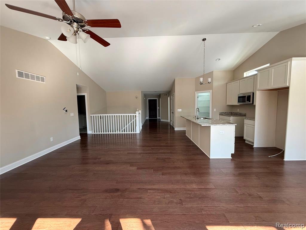 1079 Camellia Circle, 33, Howell, MI 48843 — Photo 10
