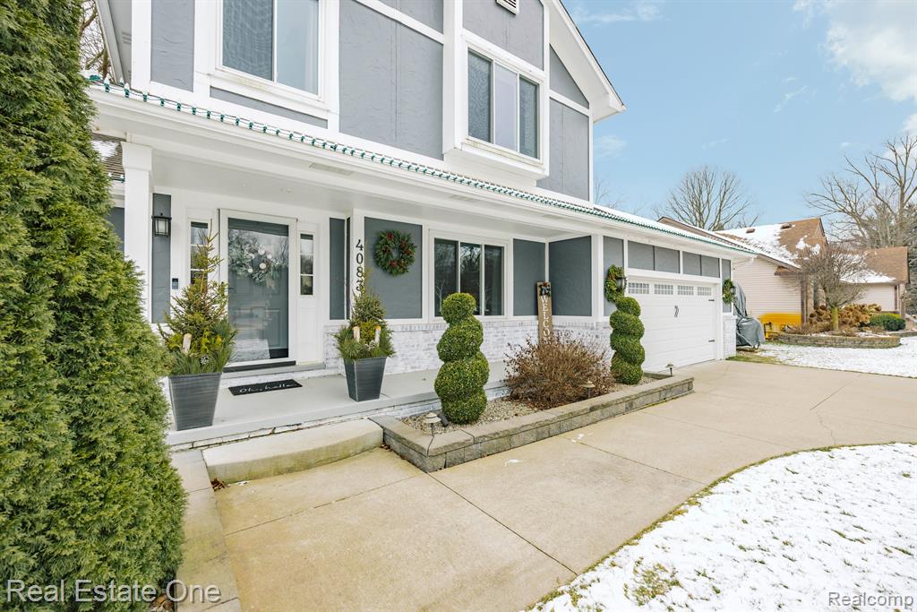 4083 W MAPLE Road, Wixom, MI 48393 — Photo 42